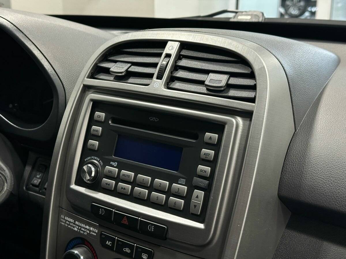 Chery Tiggo (T11) с пробегом — 2015 год. Фото: #11