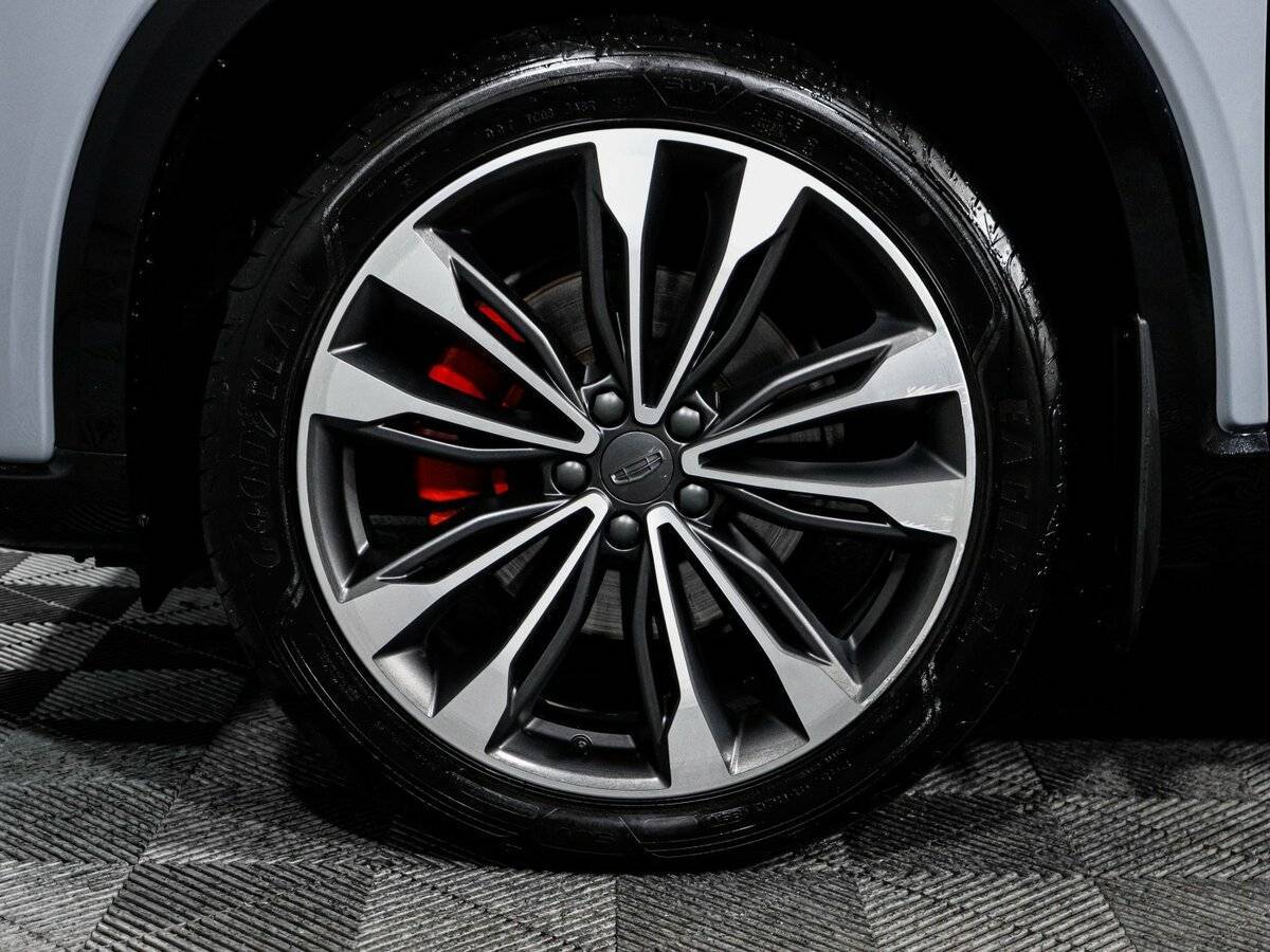 Geely Tugella с пробегом — 2024 год. Фото: #14