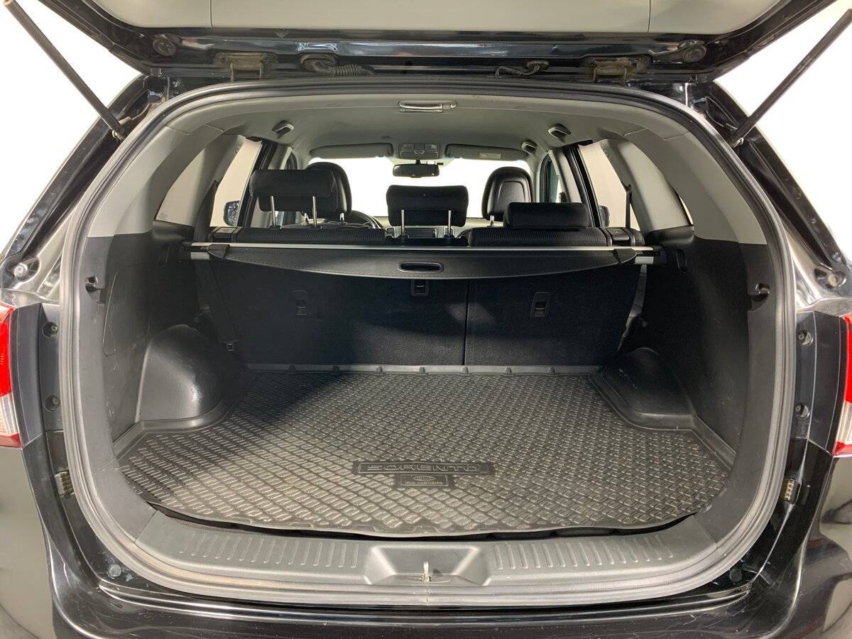 Kia Sorento с пробегом — 2014 год. Фото: #17