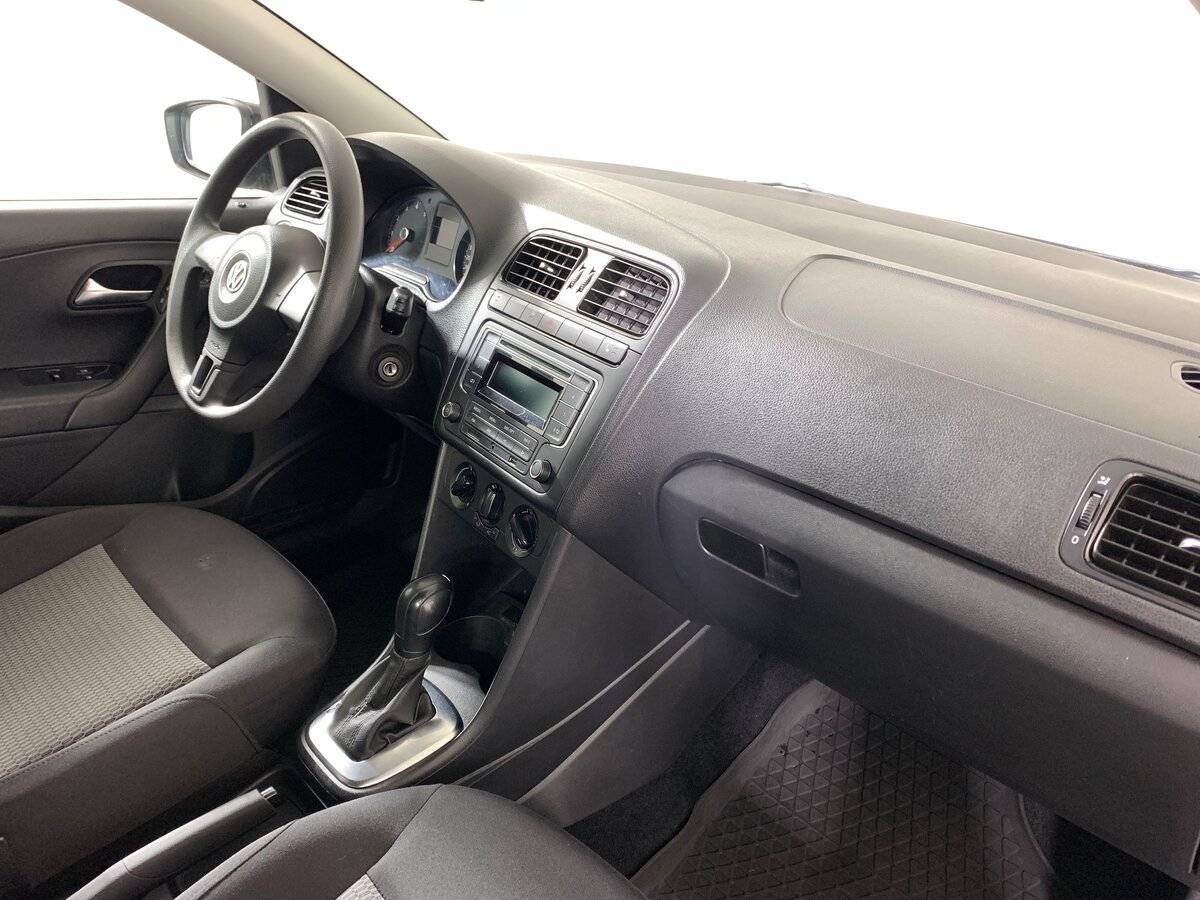 Volkswagen Polo с пробегом — 2014 год. Фото: #12