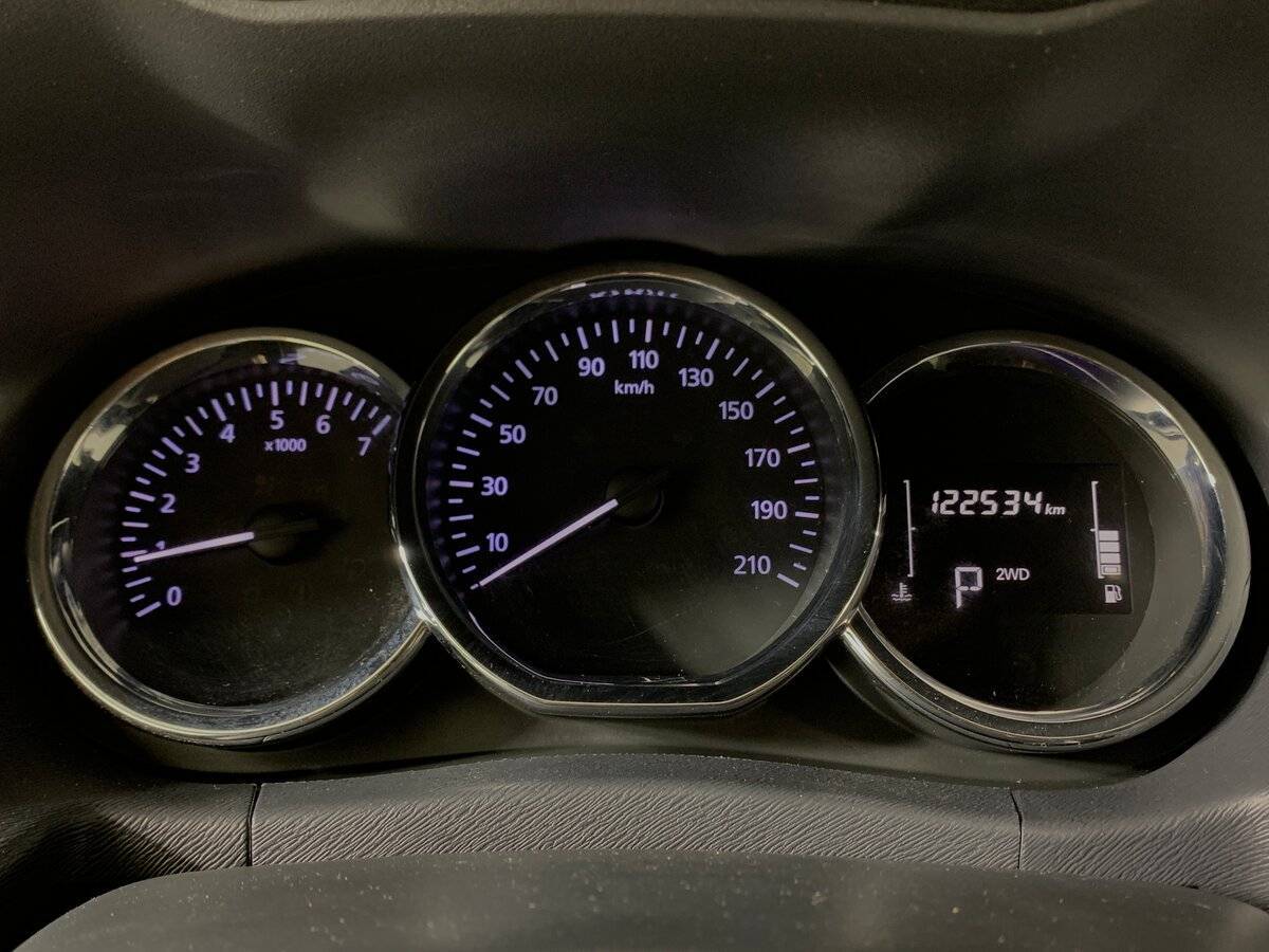 Nissan Terrano с пробегом — 2019 год. Фото: #10