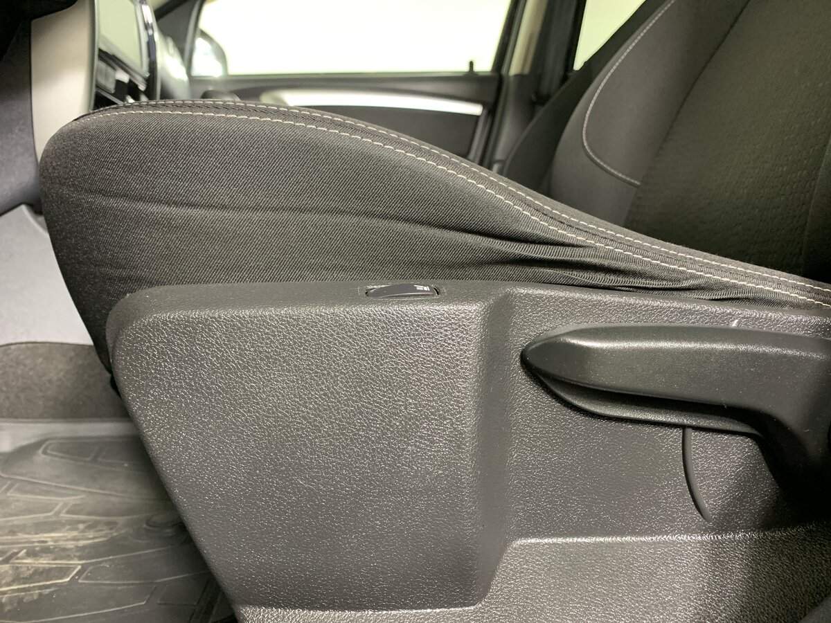 Nissan Terrano с пробегом — 2019 год. Фото: #12