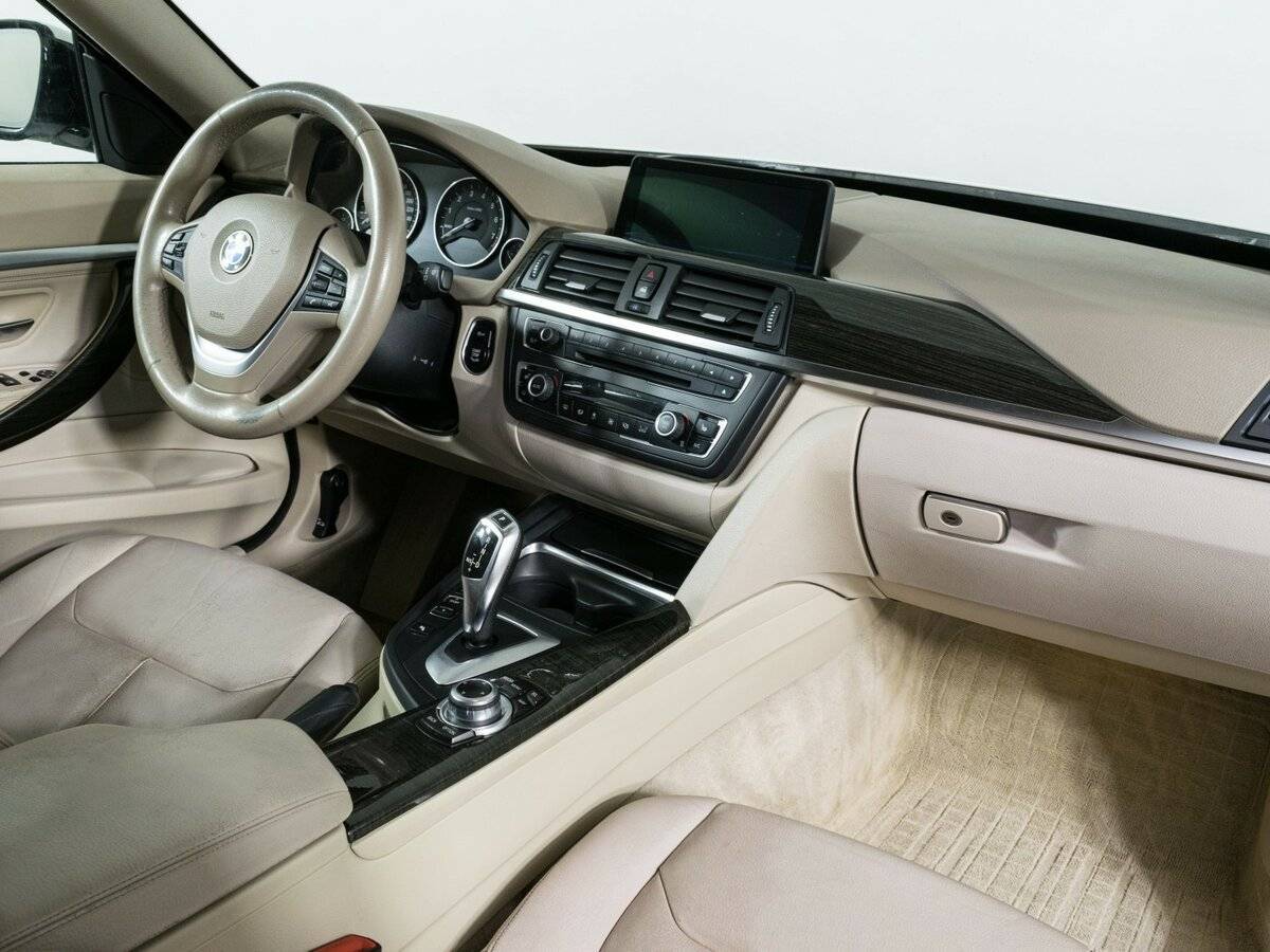 BMW 3 серии с пробегом — 2013 год. Фото: #10