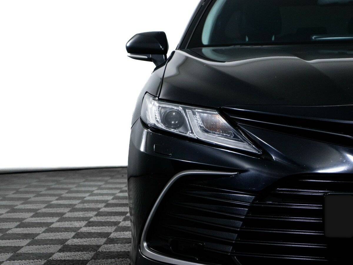 Toyota Camry с пробегом — 2021 год. Фото: #16