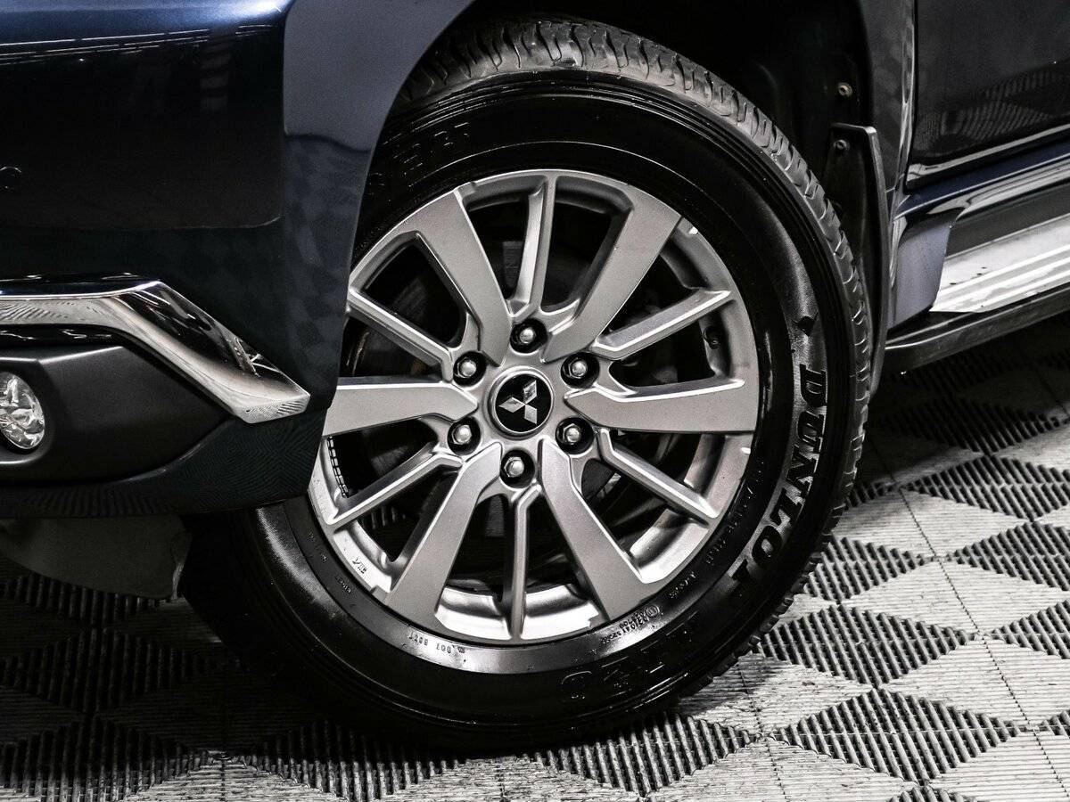 Mitsubishi Pajero Sport с пробегом — 2018 год. Фото: #13