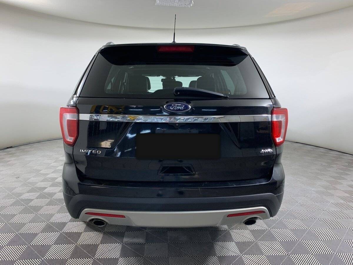 Ford Explorer с пробегом — 2016 год. Фото: #5