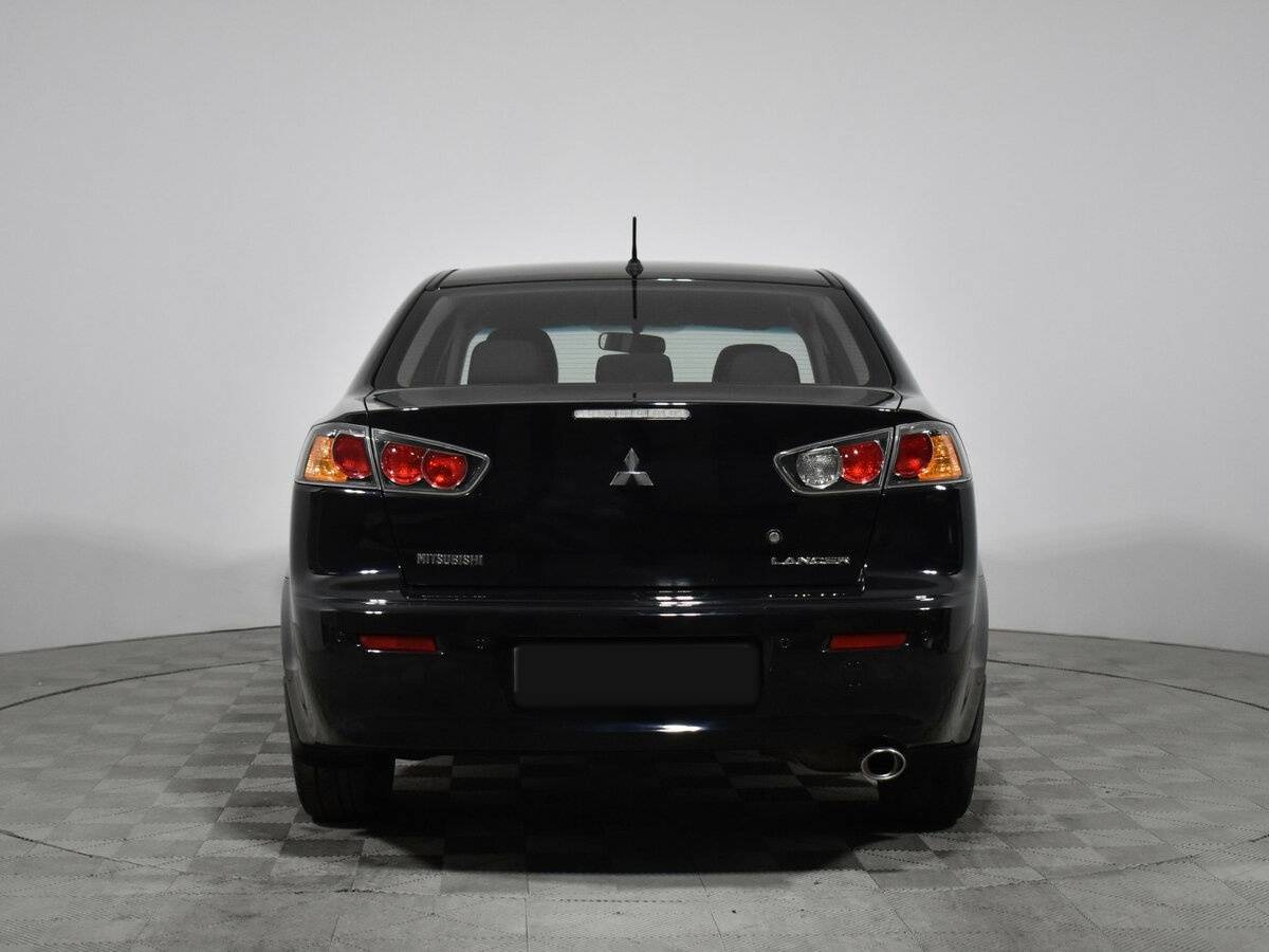 Mitsubishi Lancer с пробегом — 2012 год. Фото: #5