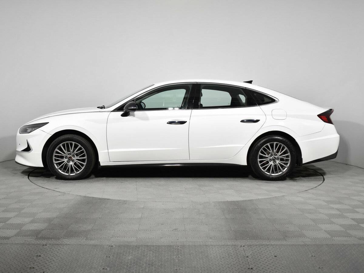 Hyundai Sonata с пробегом — 2020 год. Фото: #7