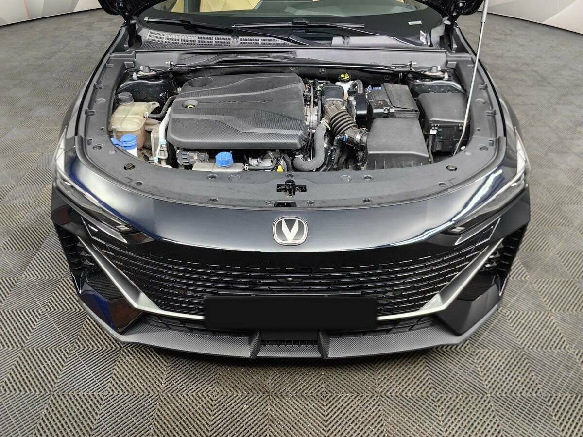 Changan UNI-V с пробегом — 2022 год. Фото: #19