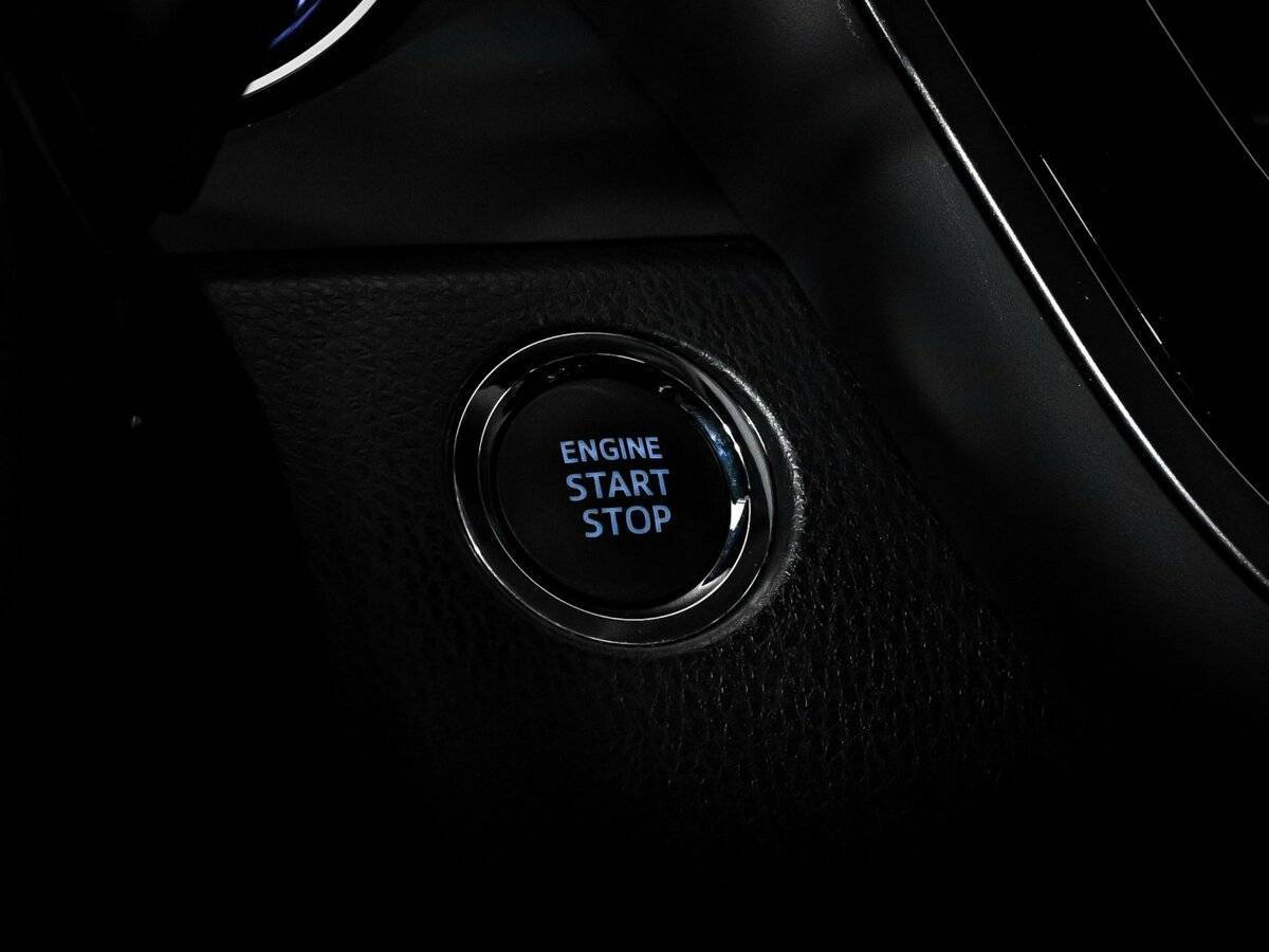 Toyota Camry с пробегом — 2021 год. Фото: #19