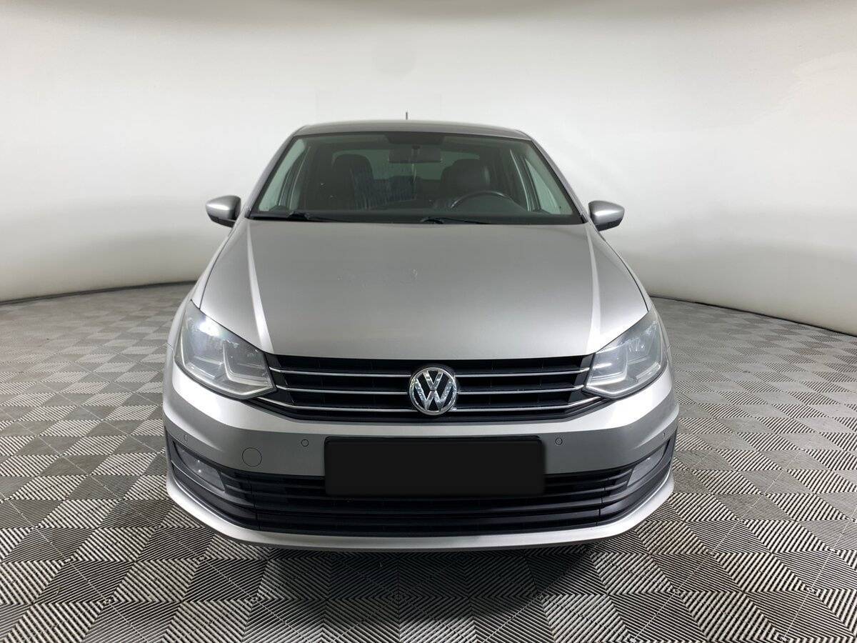 Volkswagen Polo с пробегом — 2019 год. Фото: #1