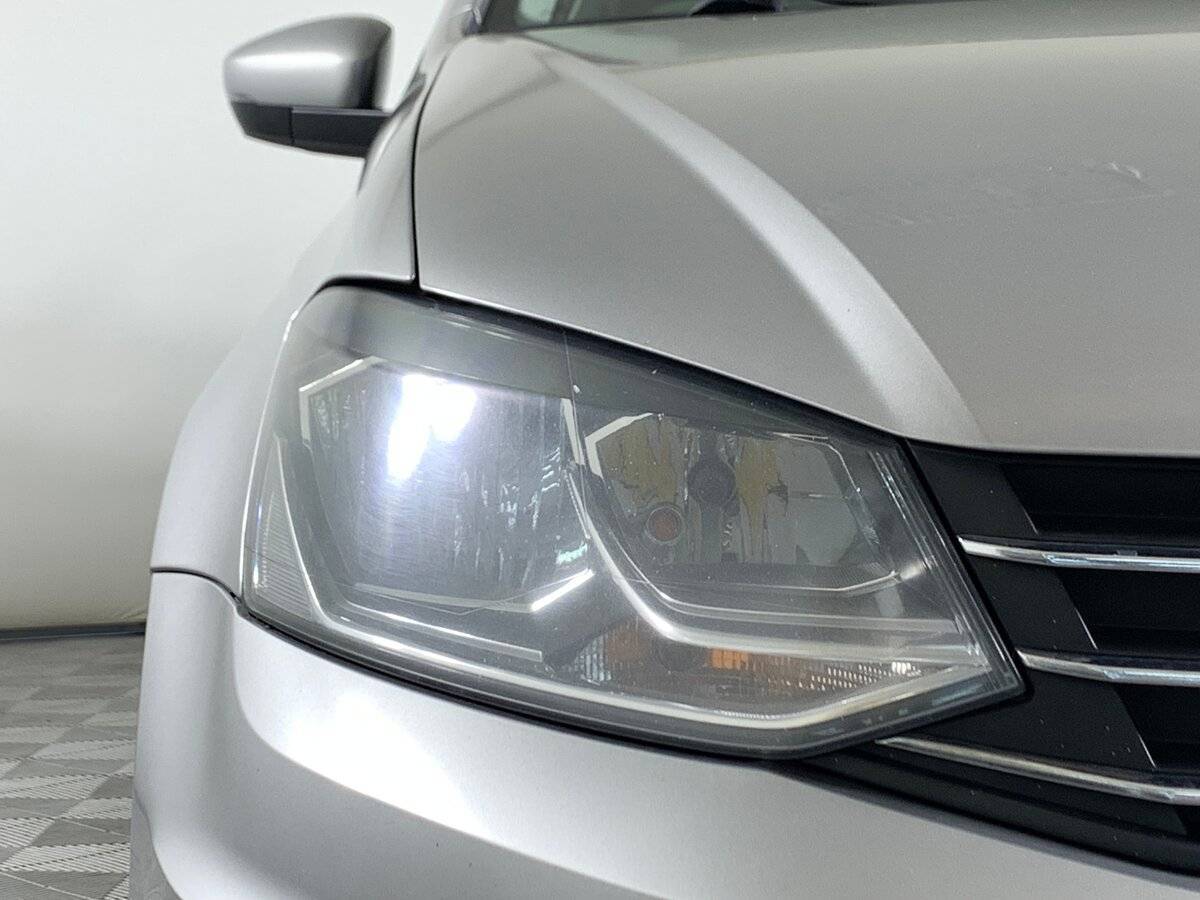 Volkswagen Polo с пробегом — 2019 год. Фото: #9