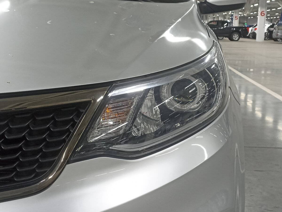 Kia Rio с пробегом — 2015 год. Фото: #16