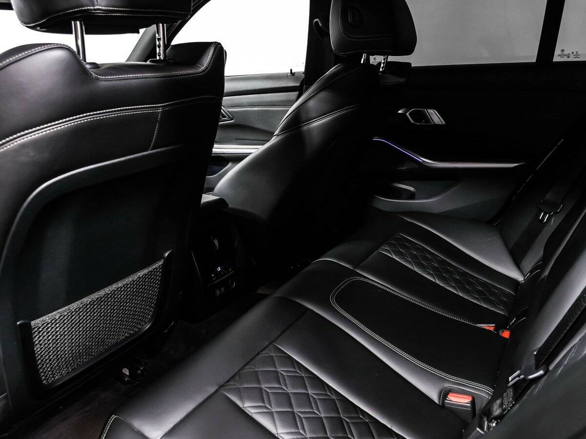 BMW 3 серии с пробегом — 2019 год. Фото: #12