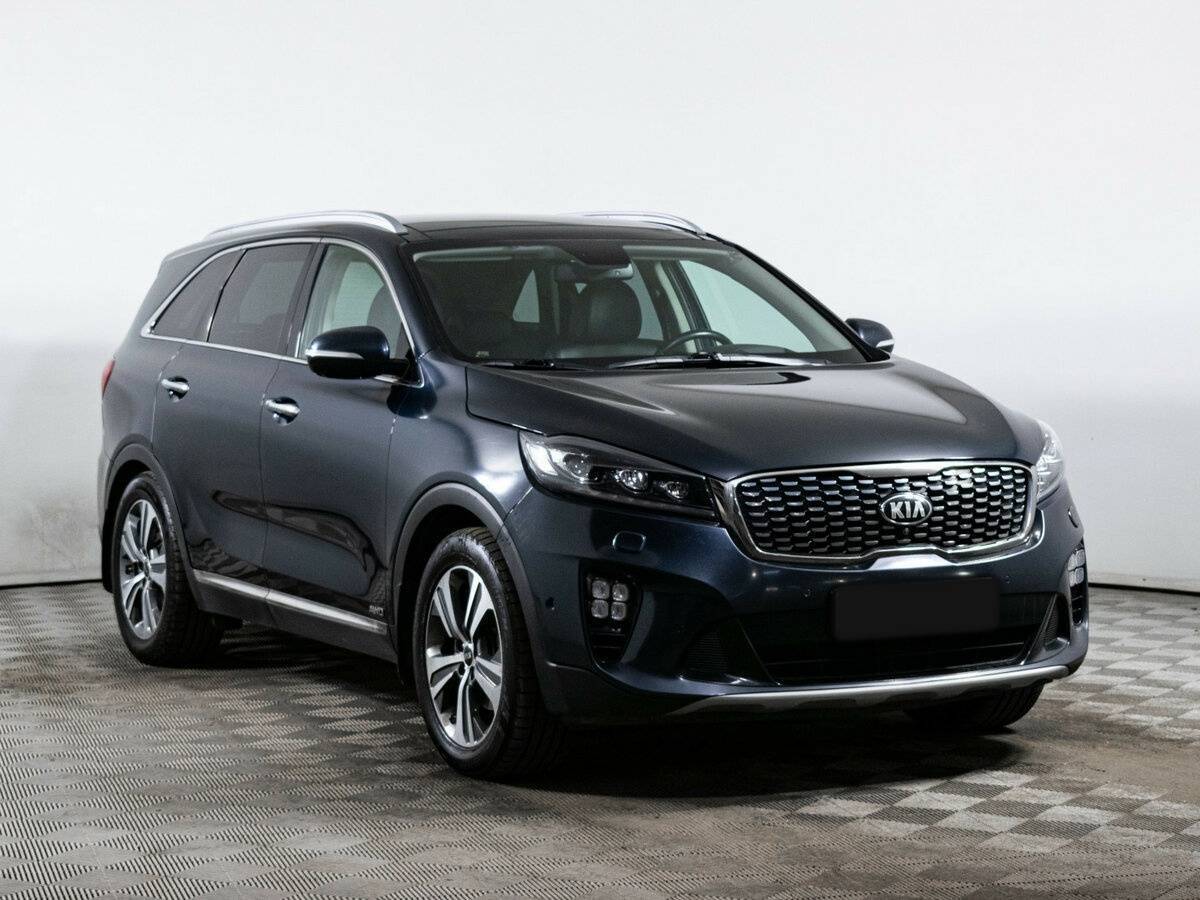 Kia Sorento с пробегом — 2018 год. Фото: #2