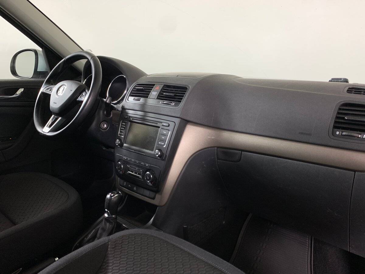 Skoda Yeti с пробегом — 2014 год. Фото: #12