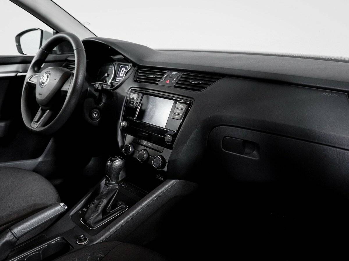 Skoda Octavia с пробегом — 2019 год. Фото: #8