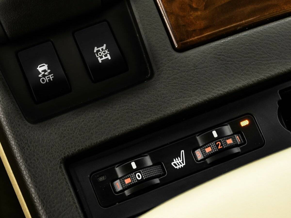 Lexus RX с пробегом — 2015 год. Фото: #17