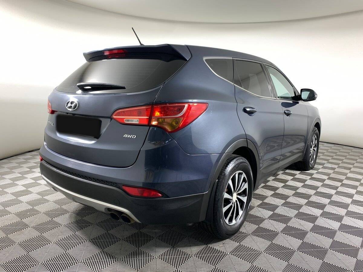 Hyundai Santa Fe с пробегом — 2014 год. Фото: #4