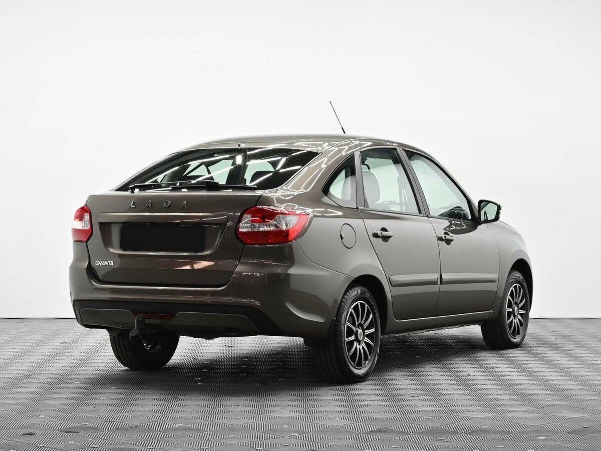 Lada (ВАЗ) Granta с пробегом — 2019 год. Фото: #3