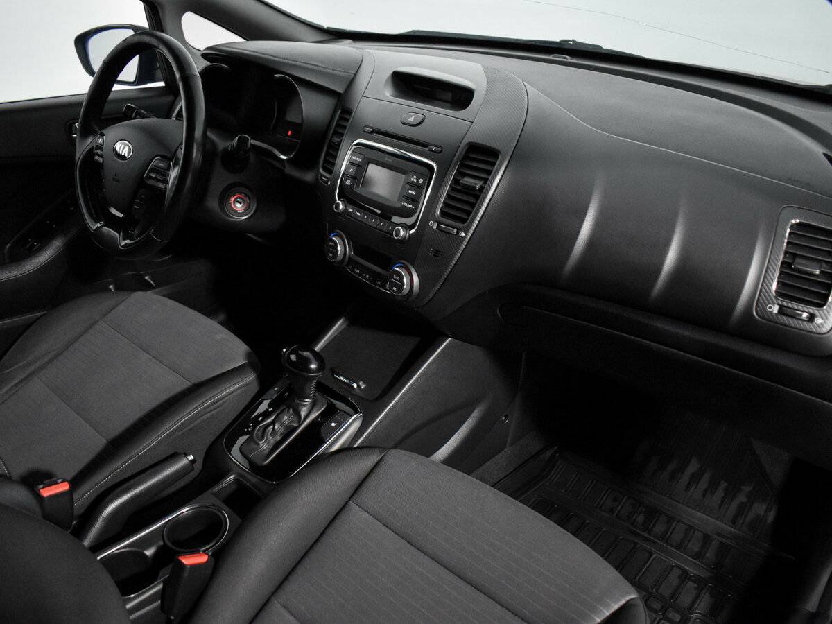 Kia Cerato с пробегом — 2018 год. Фото: #10