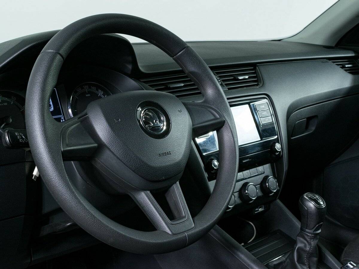 Skoda Octavia с пробегом — 2019 год. Фото: #13