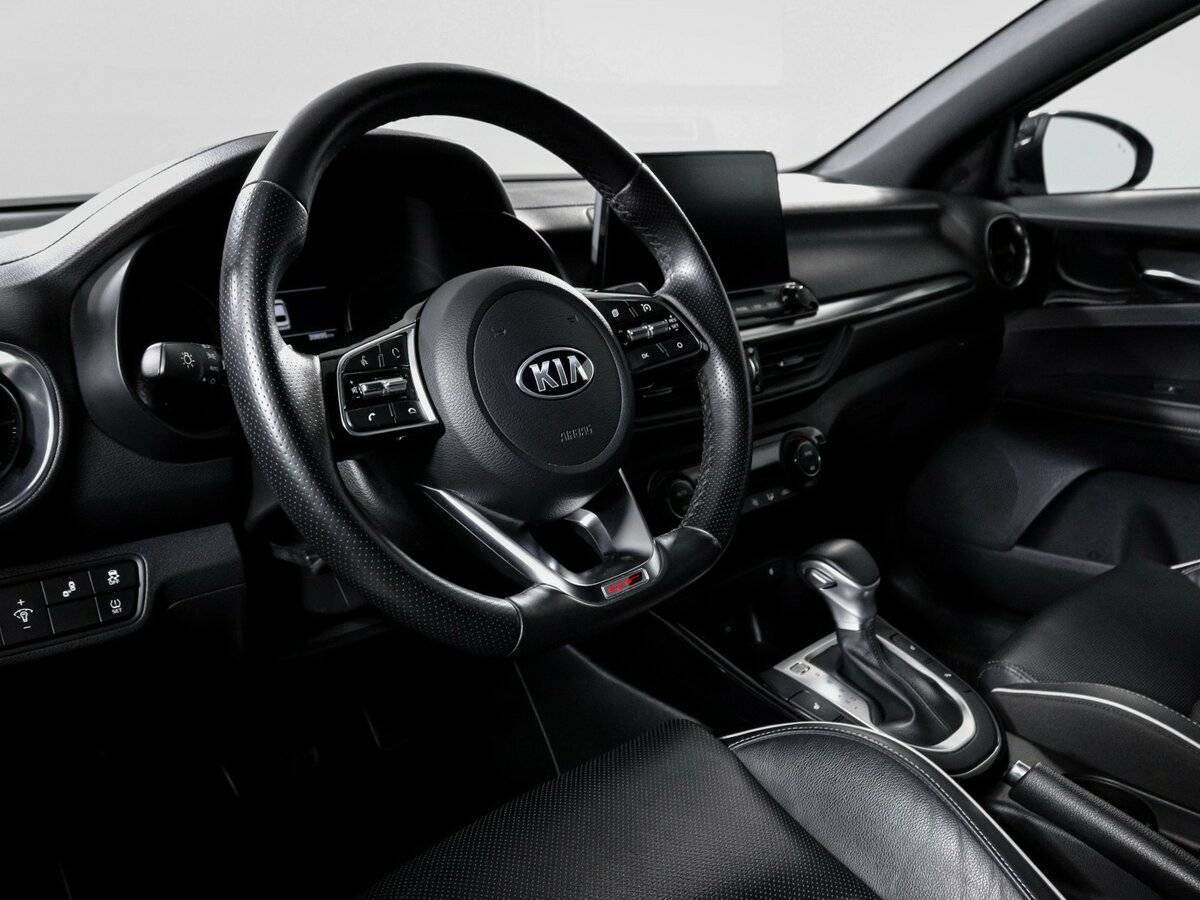 Kia Cerato с пробегом — 2021 год. Фото: #13