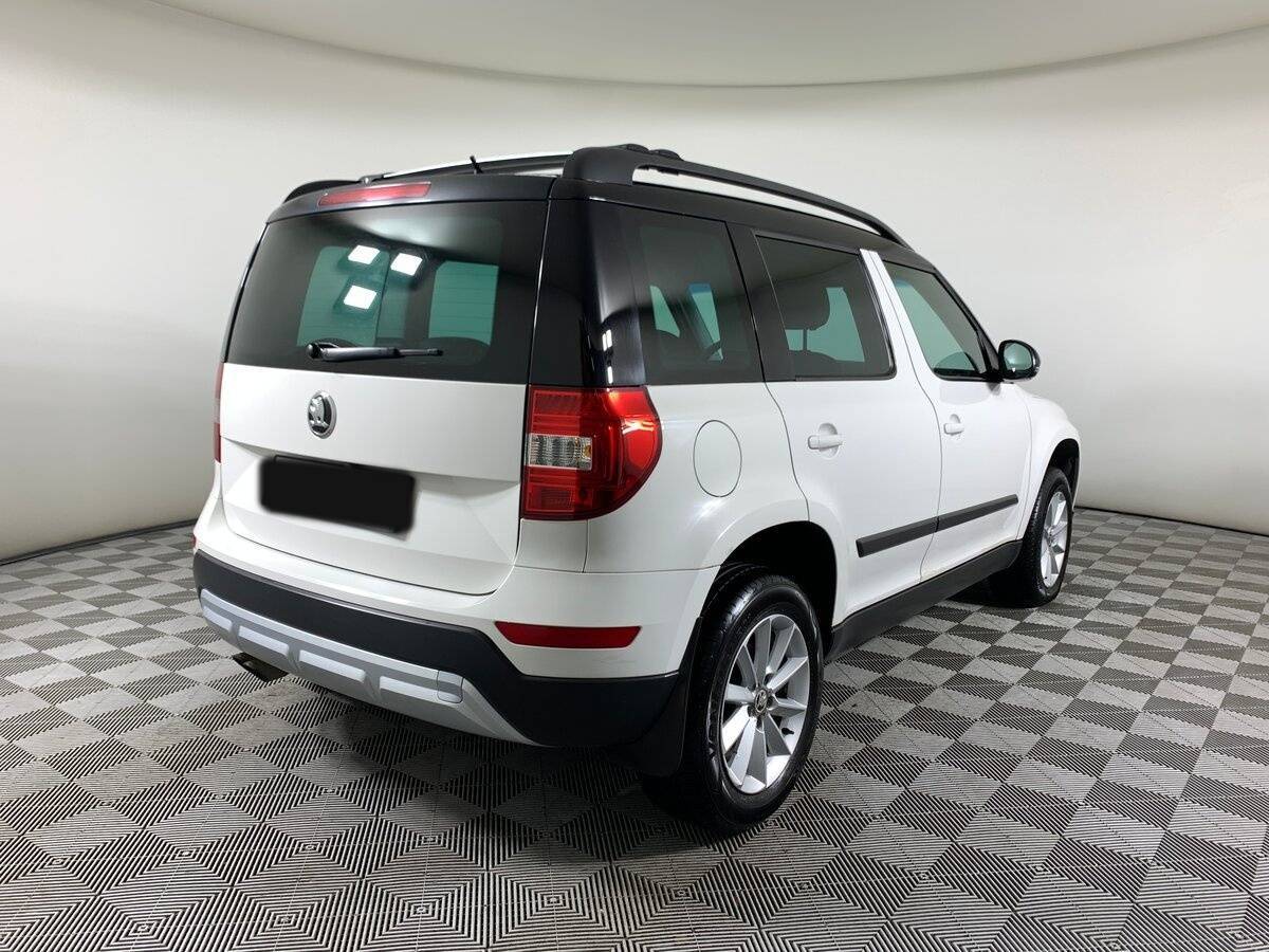 Skoda Yeti с пробегом — 2015 год. Фото: #4