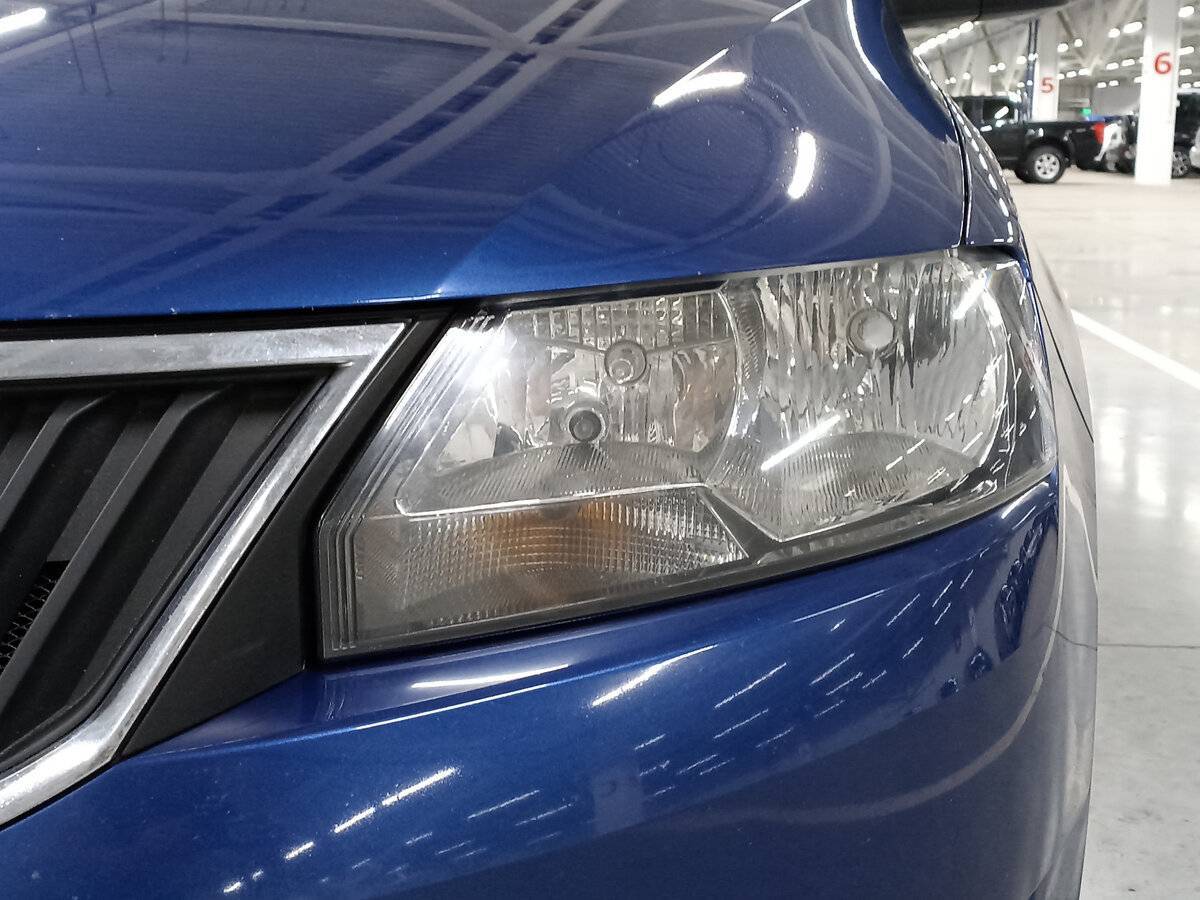 Skoda Rapid с пробегом — 2018 год. Фото: #16