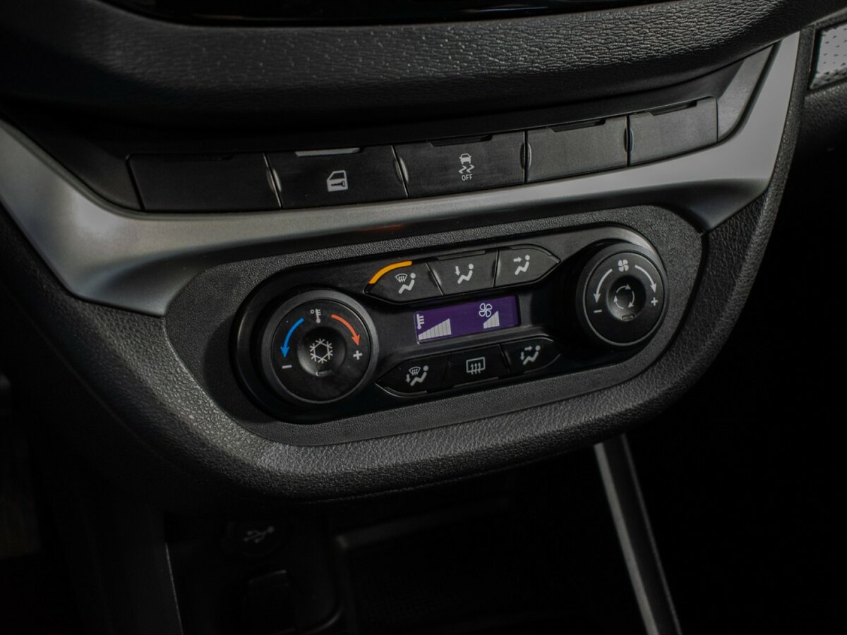 Lada (ВАЗ) Vesta с пробегом — 2021 год. Фото: #12