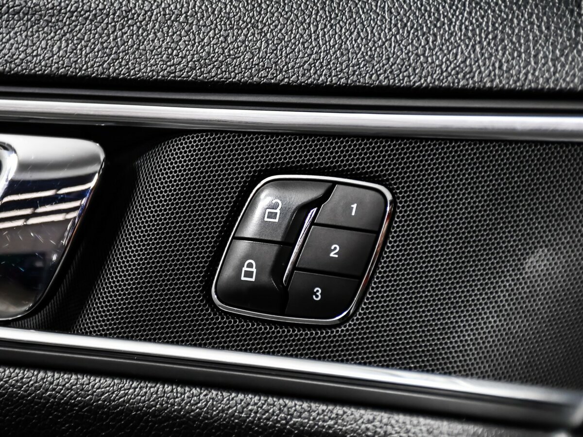 Ford Explorer с пробегом — 2018 год. Фото: #19