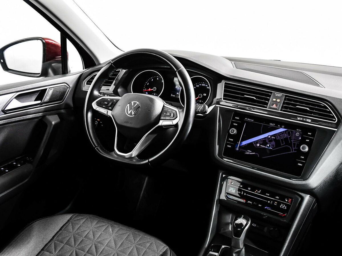 Volkswagen Tiguan с пробегом — 2020 год. Фото: #8