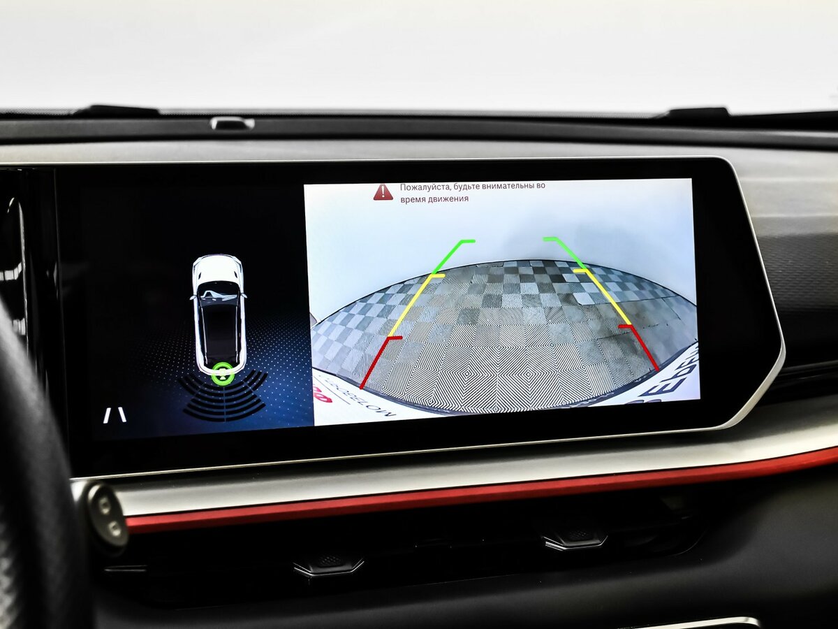 Geely Coolray с пробегом — 2023 год. Фото: #12