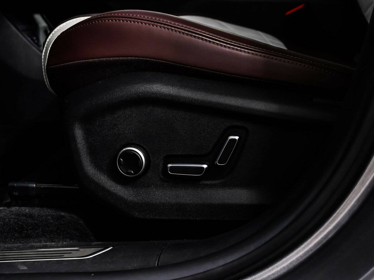 Geely Monjaro с пробегом — 2023 год. Фото: #17