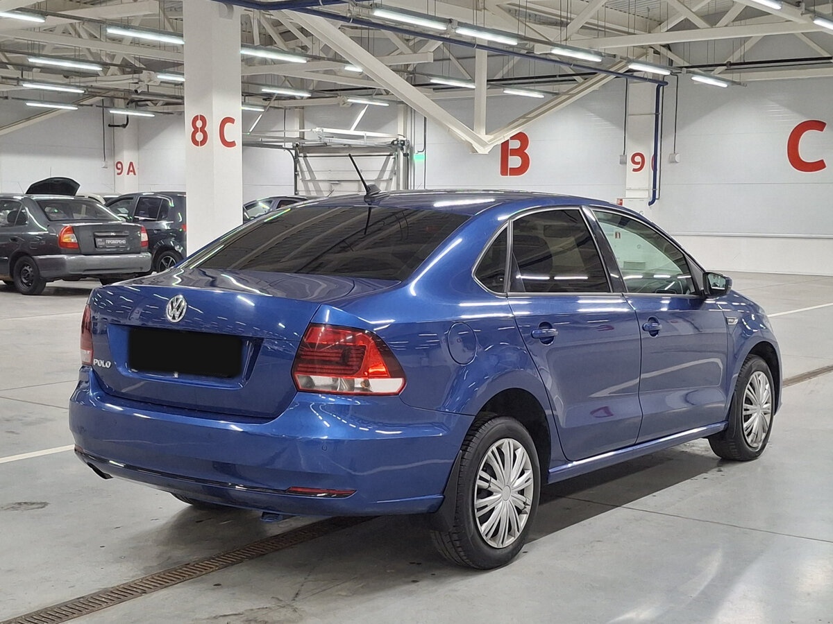 Volkswagen Polo с пробегом — 2018 год. Фото: #4