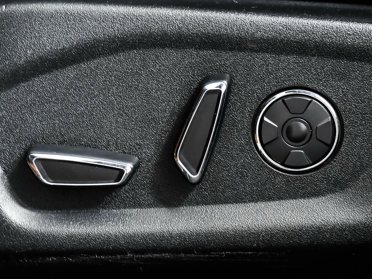 Ford Explorer с пробегом — 2018 год. Фото: #17