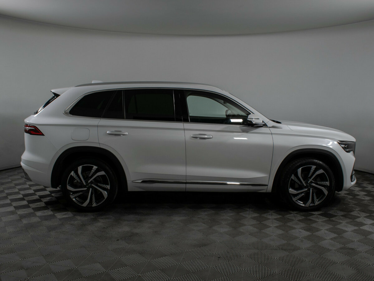 Geely Monjaro с пробегом — 2023 год. Фото: #3