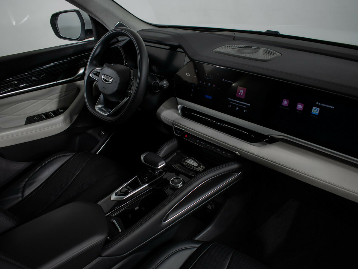 Geely Monjaro с пробегом — 2023 год. Фото: #8