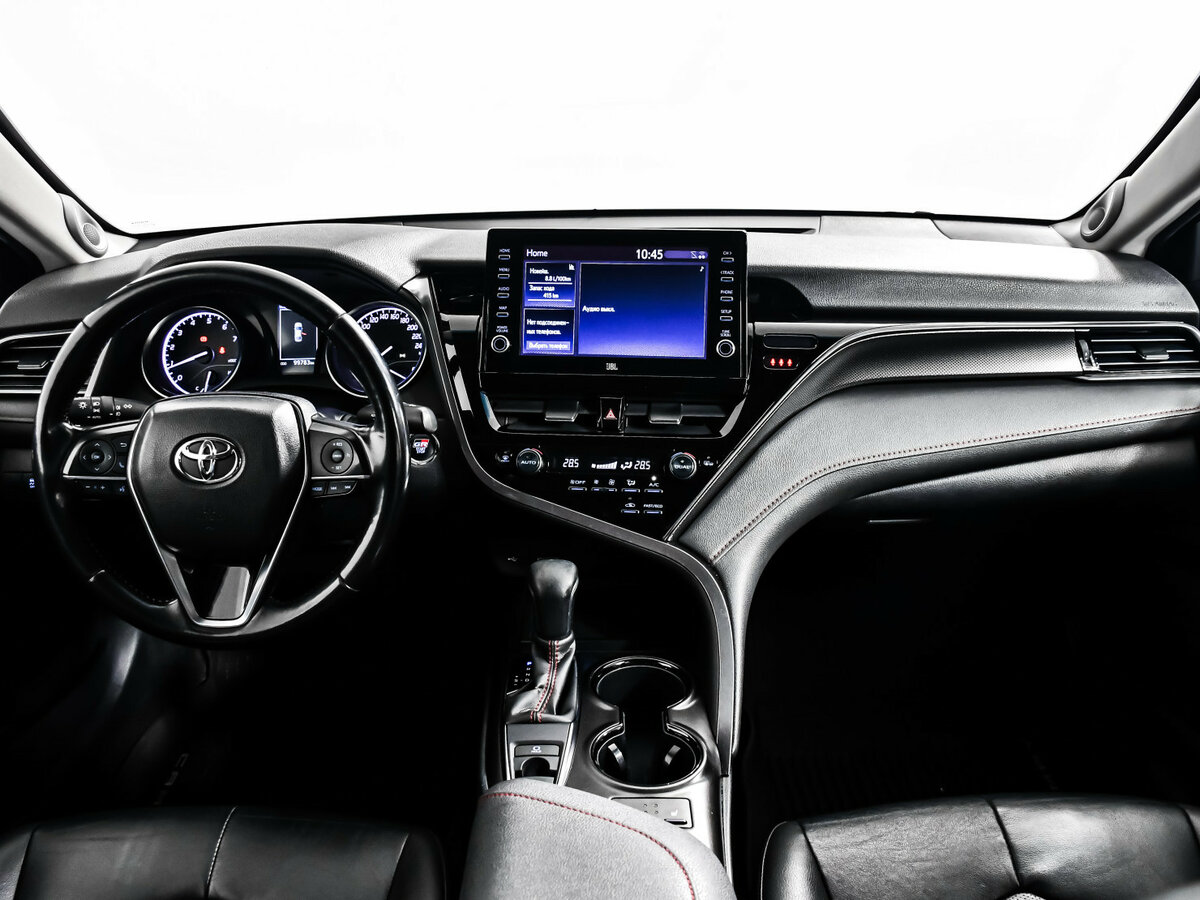 Toyota Camry с пробегом — 2021 год. Фото: #8