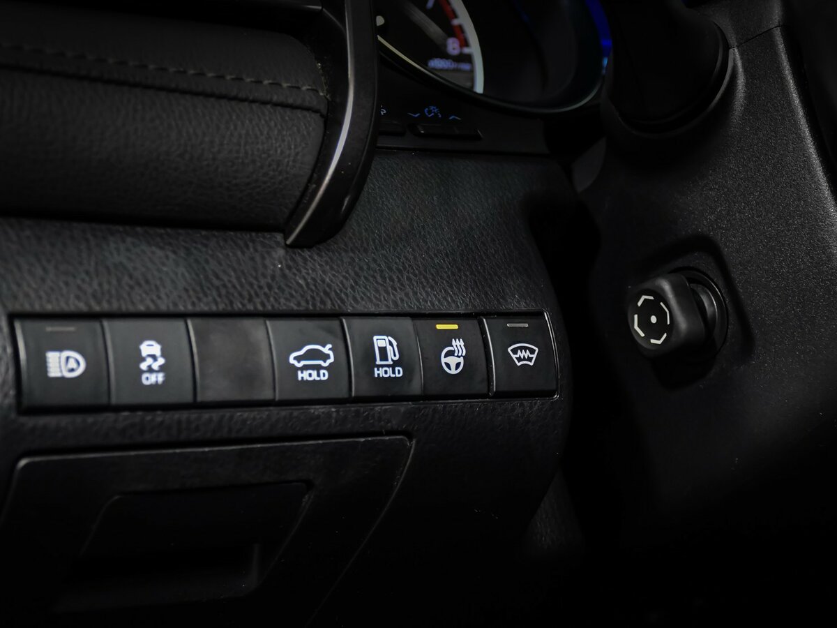 Toyota Camry с пробегом — 2021 год. Фото: #14