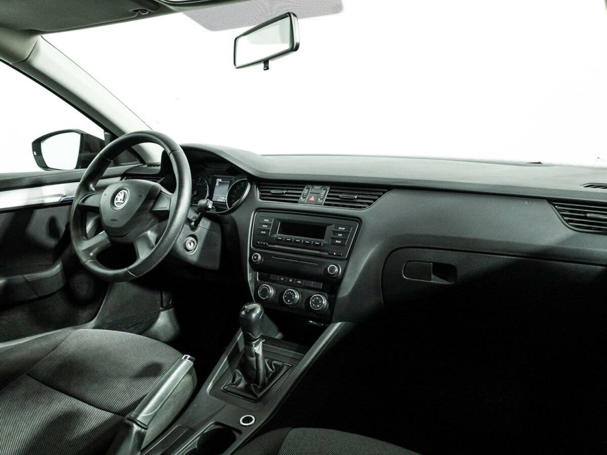 Skoda Octavia с пробегом — 2014 год. Фото: #6