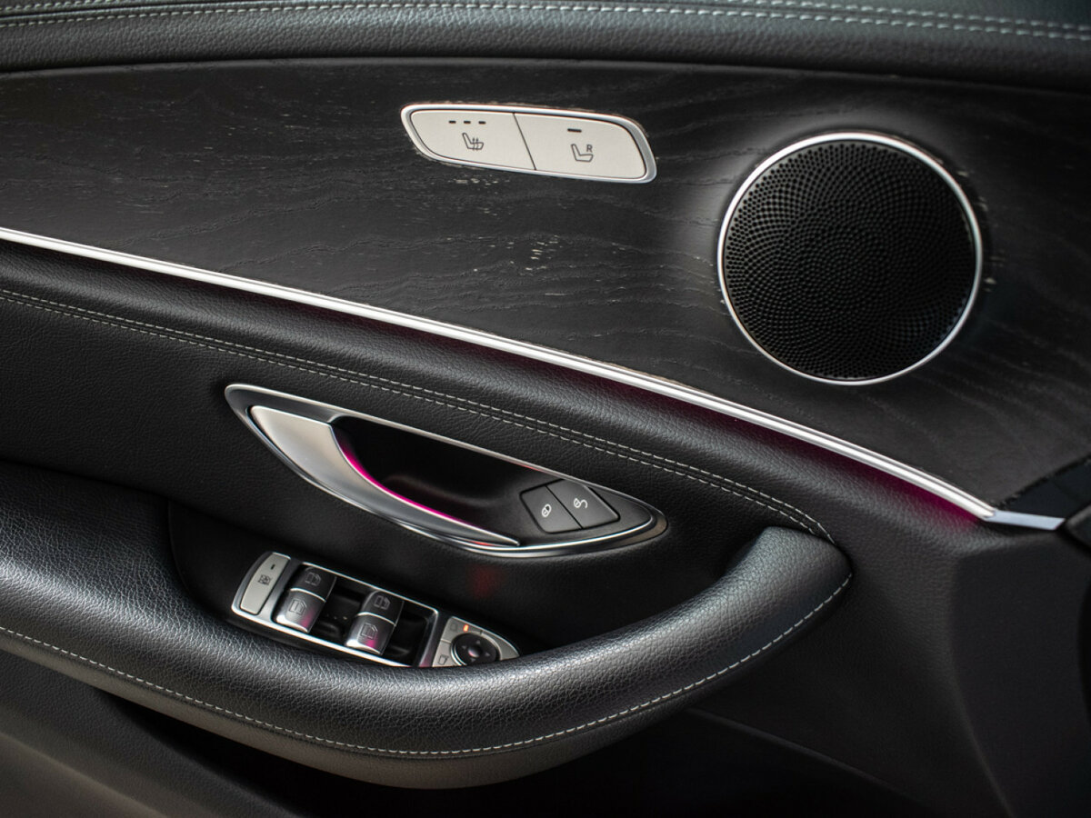 Mercedes-Benz E-Класс с пробегом — 2018 год. Фото: #10