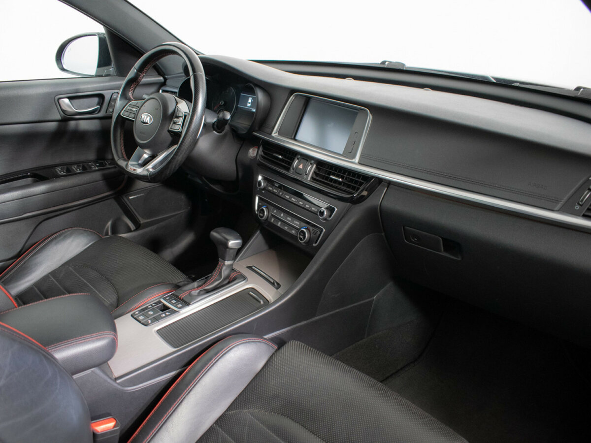 Kia Optima с пробегом — 2018 год. Фото: #6
