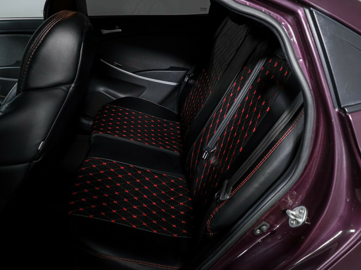 Hyundai Solaris с пробегом — 2013 год. Фото: #7