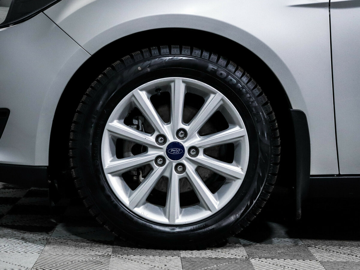 Ford Focus с пробегом — 2016 год. Фото: #12