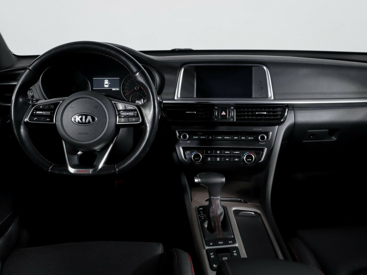 Kia Optima с пробегом — 2018 год. Фото: #11