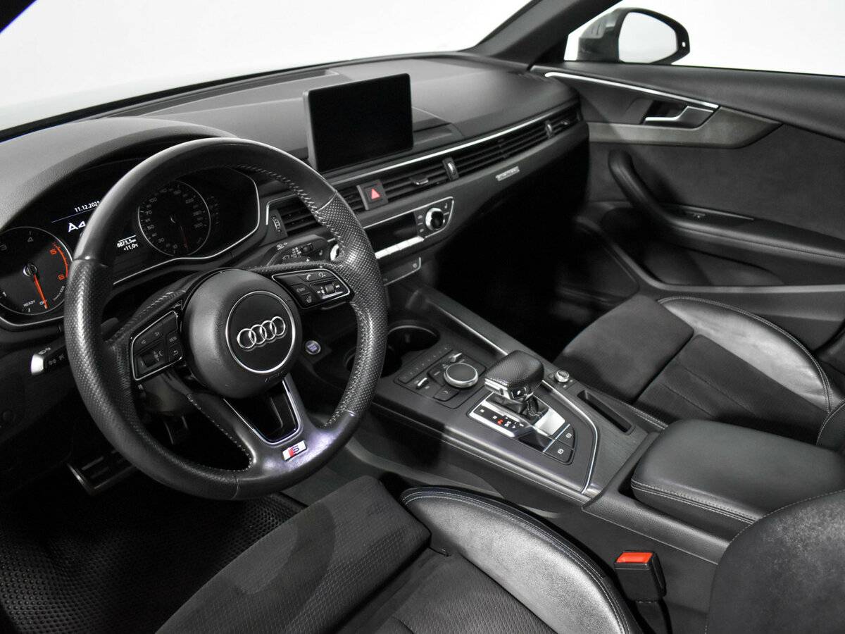 Audi A4 с пробегом — 2017 год. Фото: #6