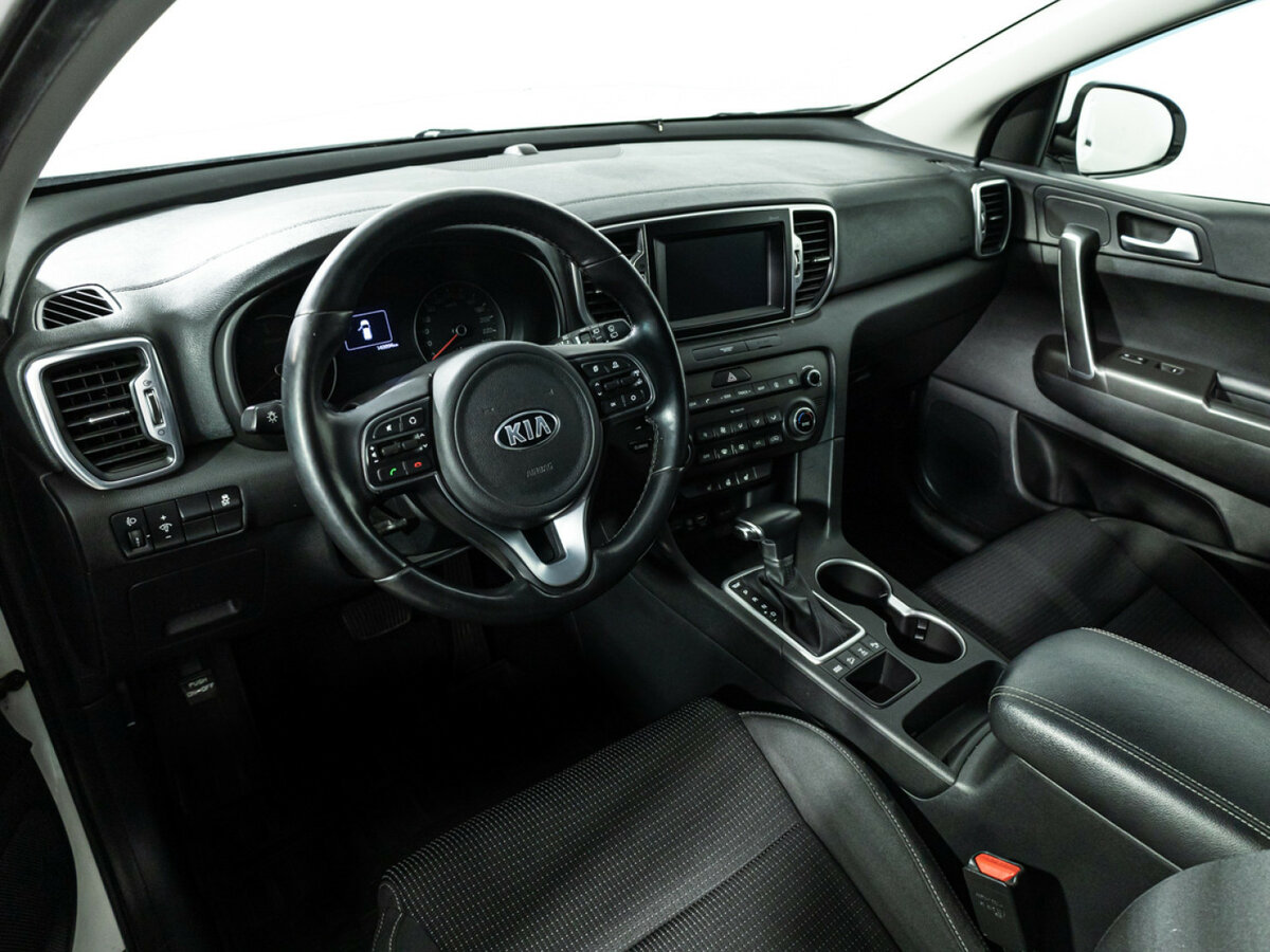 Kia Sportage с пробегом — 2016 год. Фото: #8