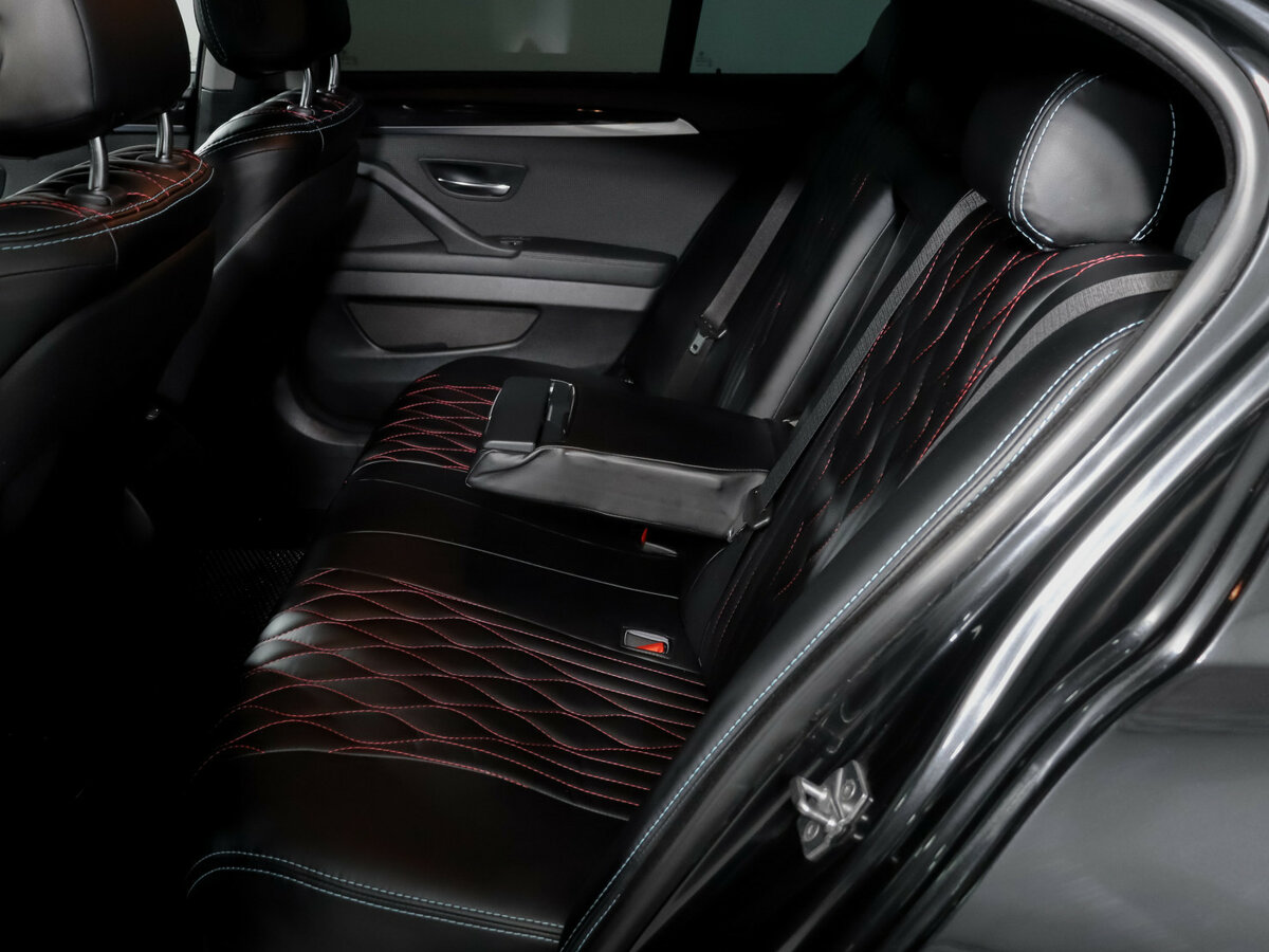 BMW 5 серии с пробегом — 2014 год. Фото: #9