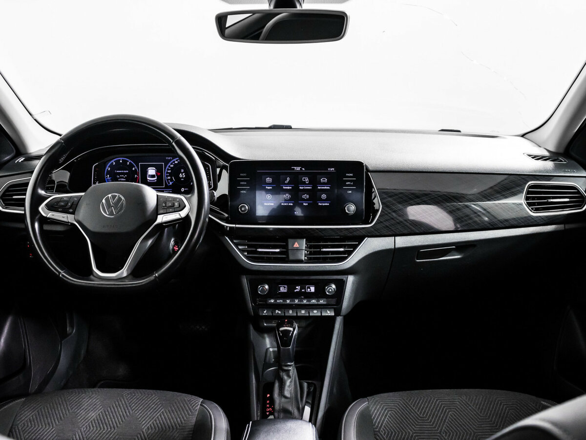 Volkswagen Polo с пробегом — 2020 год. Фото: #10